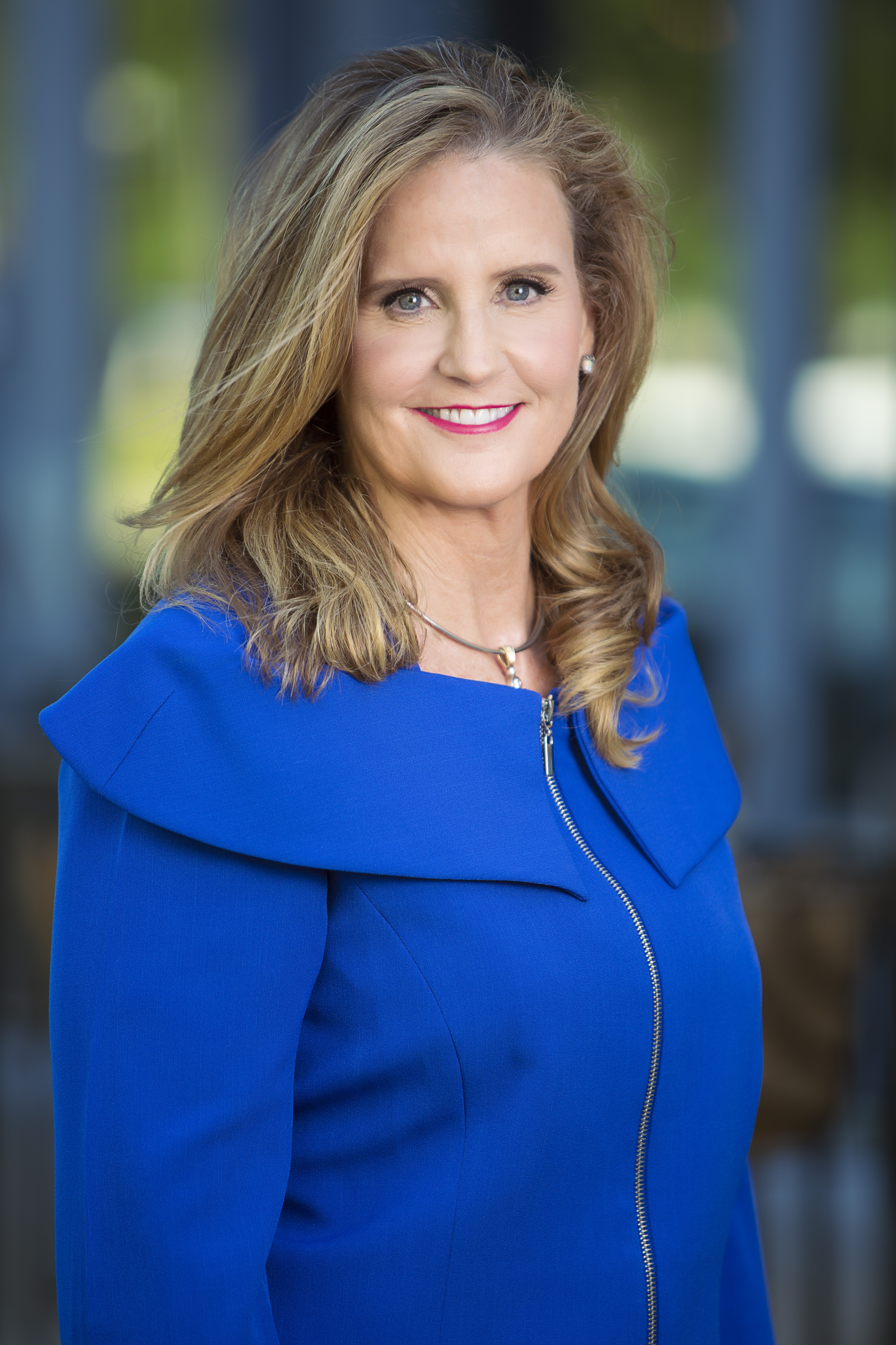 Leslie Craig Henderzahs Headshot